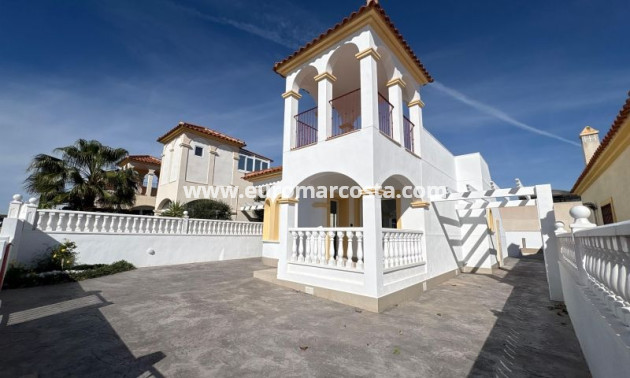 Venta - Villa - Algorfa