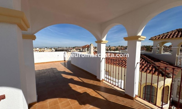 Venta - Villa - Algorfa