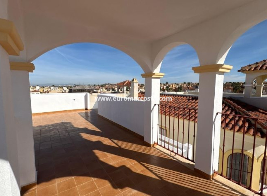 Venta - Villa - Algorfa