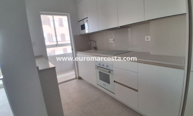 Sale - Apartment / flat - Torrevieja - TORREVIEJA