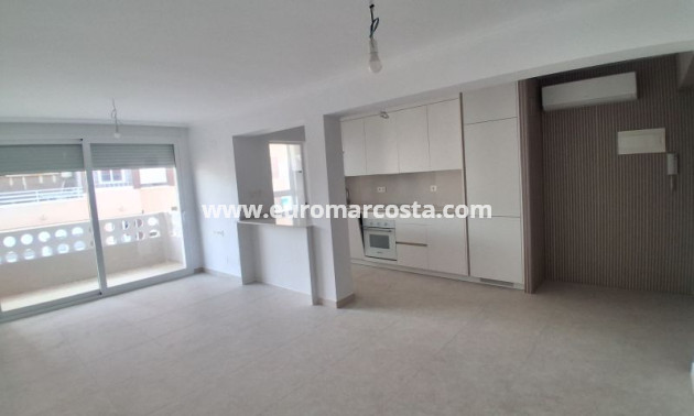 Sale - Apartment / flat - Torrevieja - TORREVIEJA