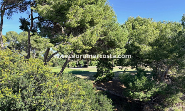 Objekte zum Wiederverkauf - Single Family Home - Orihuela Costa