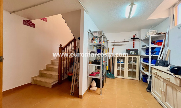 Objekte zum Wiederverkauf - Single Family Home - Orihuela Costa