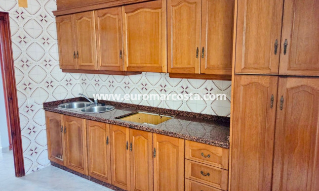 Venta - Apartamento / piso - Torrevieja Centro - Torrevieja