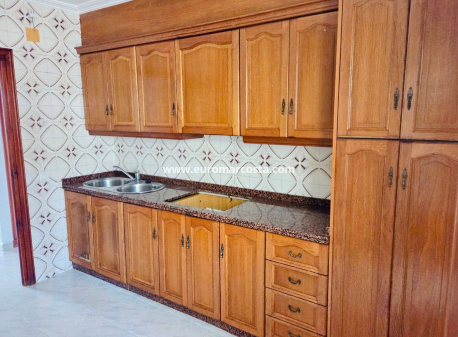 Venta - Apartamento / piso - Torrevieja Centro - Torrevieja