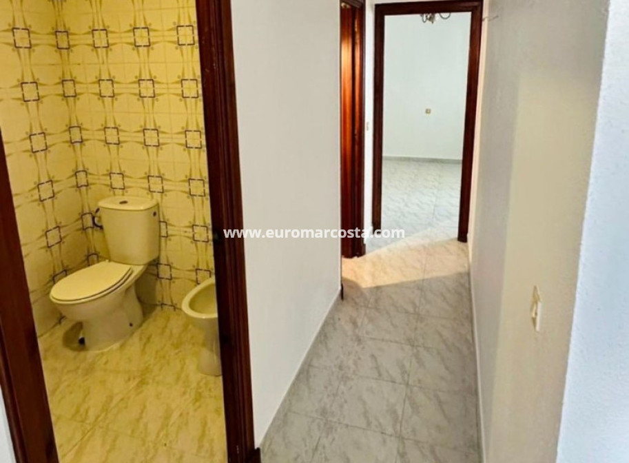 Venta - Apartamento / piso - Torrevieja Centro - Torrevieja