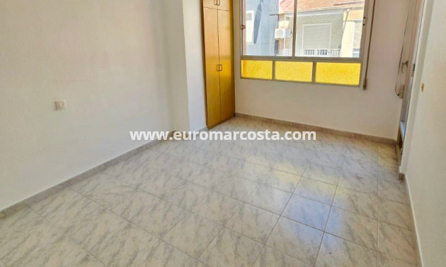 Venta - Apartamento / piso - Torrevieja Centro - Torrevieja