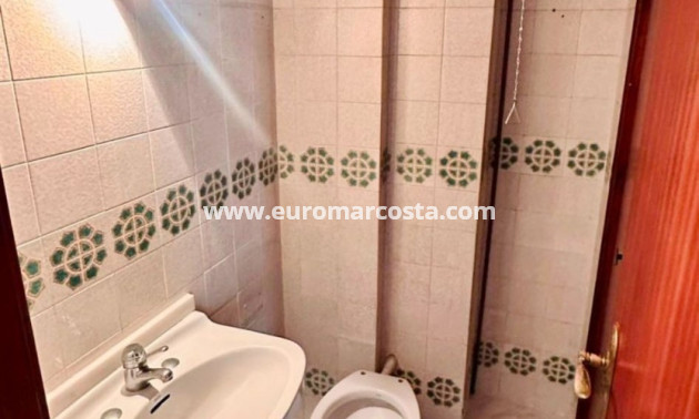 Venta - Apartamento / piso - Torrevieja Centro - Torrevieja