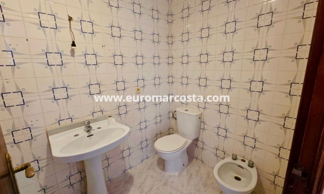 Venta - Apartamento / piso - Torrevieja Centro - Torrevieja
