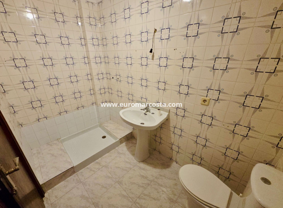 Venta - Apartamento / piso - Torrevieja Centro - Torrevieja