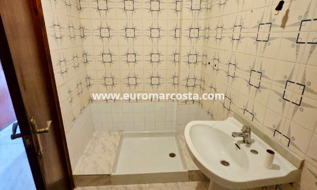 Venta - Apartamento / piso - Torrevieja Centro - Torrevieja