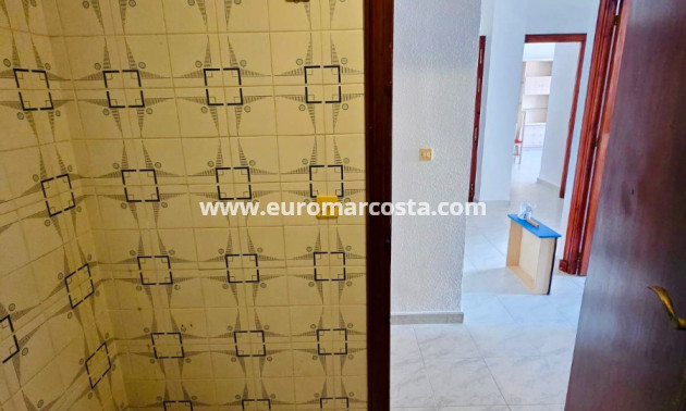 Venta - Apartamento / piso - Torrevieja Centro - Torrevieja