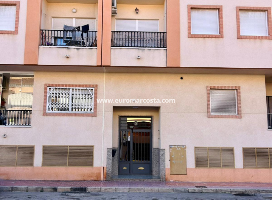 Sale - Apartment / flat - San Isidro