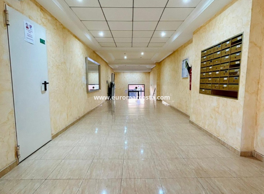 Sale - Apartment / flat - San Isidro