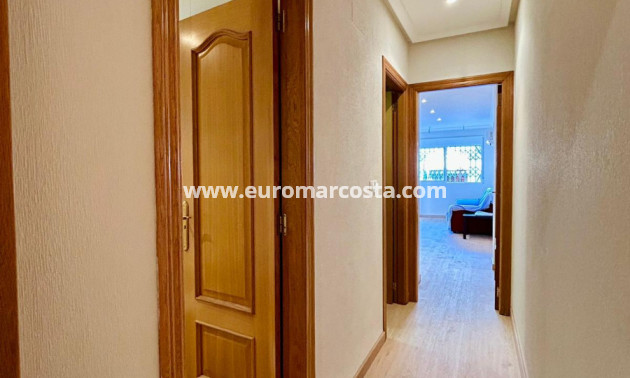 Sale - Apartment / flat - San Isidro