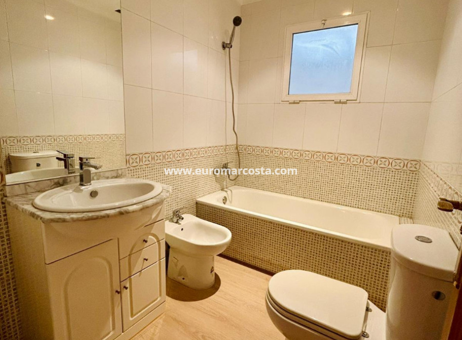 Sale - Apartment / flat - San Isidro