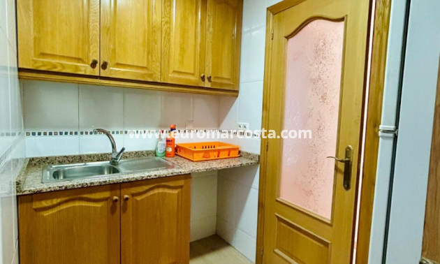 Sale - Apartment / flat - San Isidro