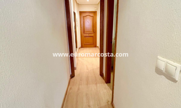 Sale - Apartment / flat - San Isidro