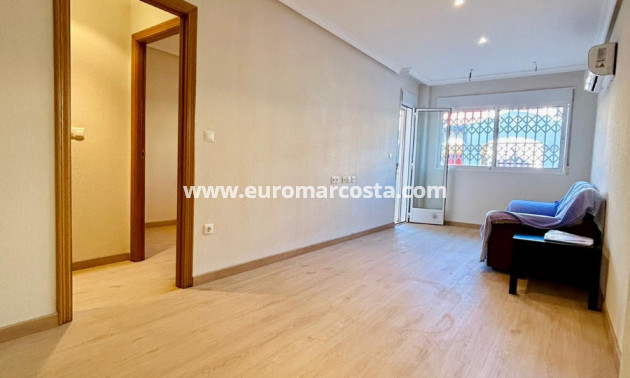 Sale - Apartment / flat - San Isidro