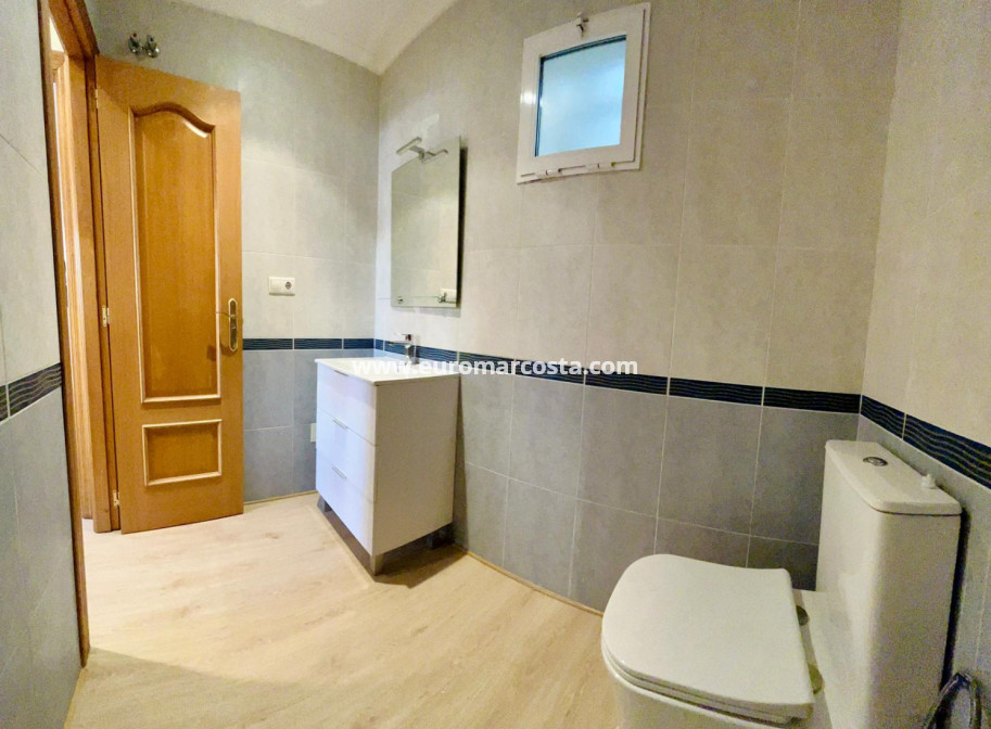 Sale - Apartment / flat - San Isidro