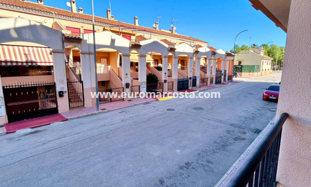 Sale - Apartment / flat - San Isidro