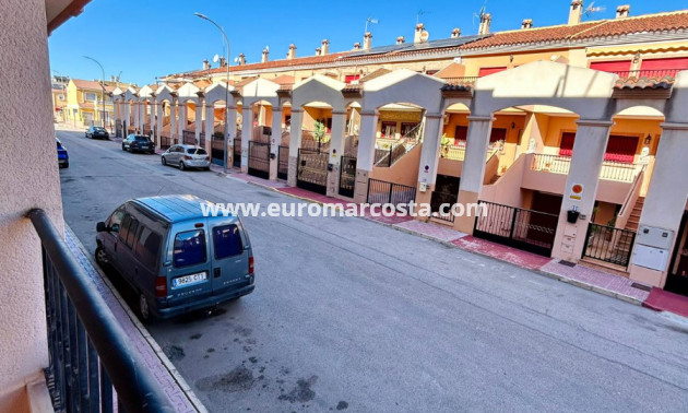 Sale - Apartment / flat - San Isidro