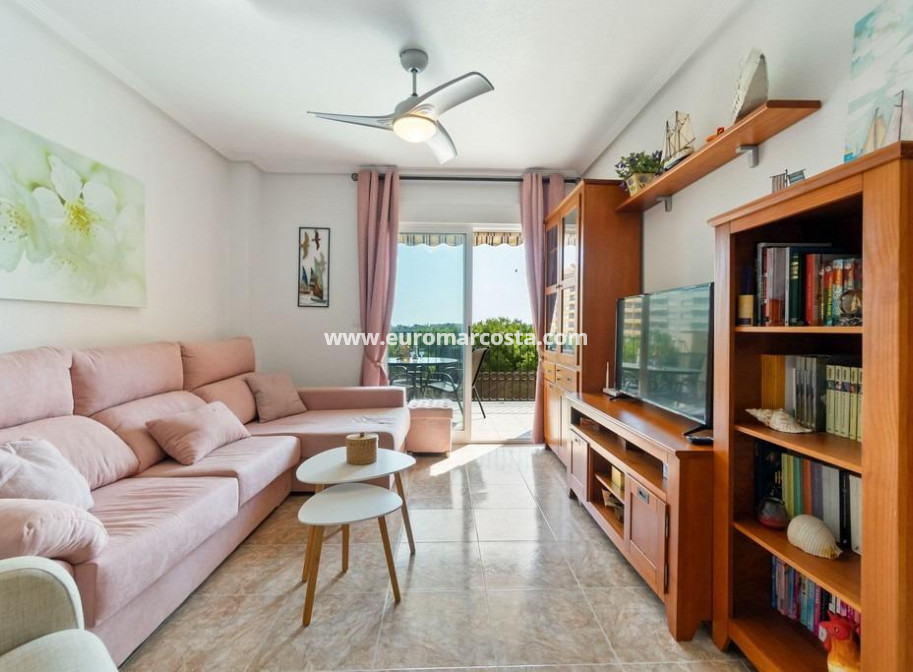 Sale - Apartment / flat - Orihuela Costa