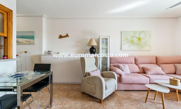 Sale - Apartment / flat - Orihuela Costa