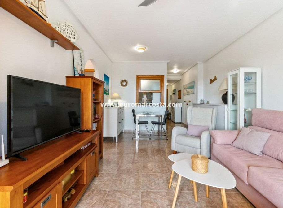 Sale - Apartment / flat - Orihuela Costa