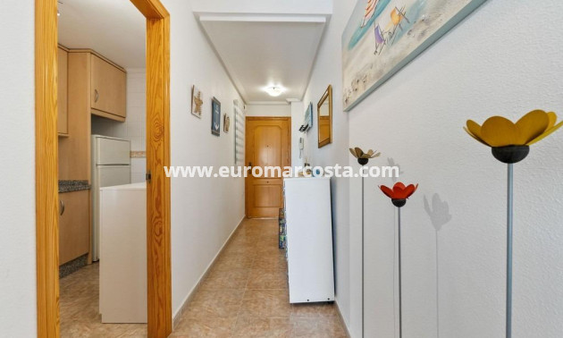 Sale - Apartment / flat - Orihuela Costa