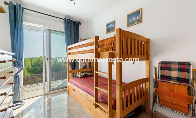 Sale - Apartment / flat - Orihuela Costa