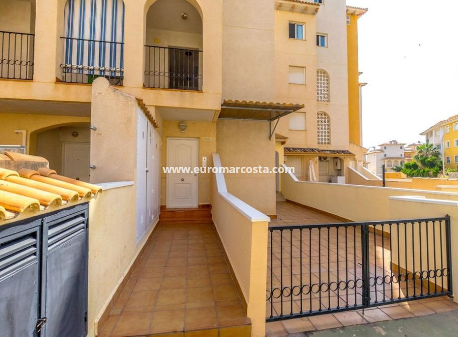 Sale - Apartment / flat - Orihuela Costa