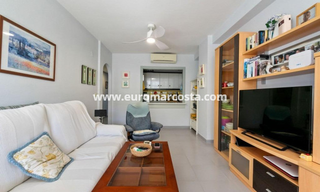 Objekte zum Wiederverkauf - Wohnung - Orihuela Costa