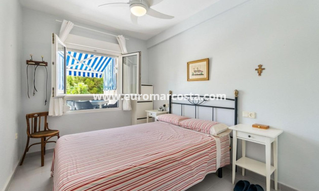 Objekte zum Wiederverkauf - Wohnung - Orihuela Costa