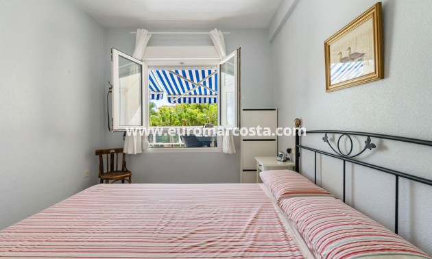 Objekte zum Wiederverkauf - Wohnung - Orihuela Costa