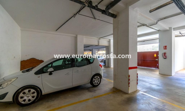 Objekte zum Wiederverkauf - Wohnung - Orihuela Costa