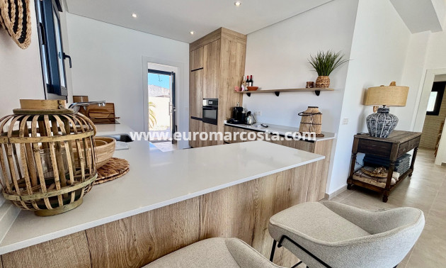 Neubauten - detached - Rafal