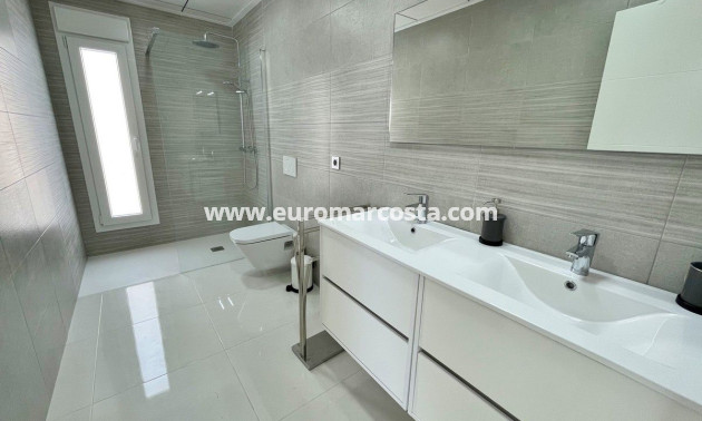 Neubauten - detached - Rafal