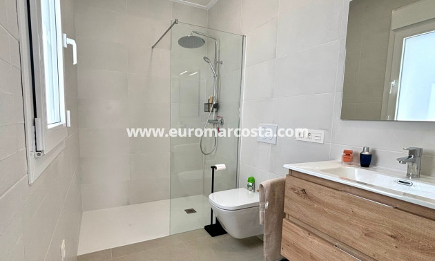 New Build - detached - Rojales