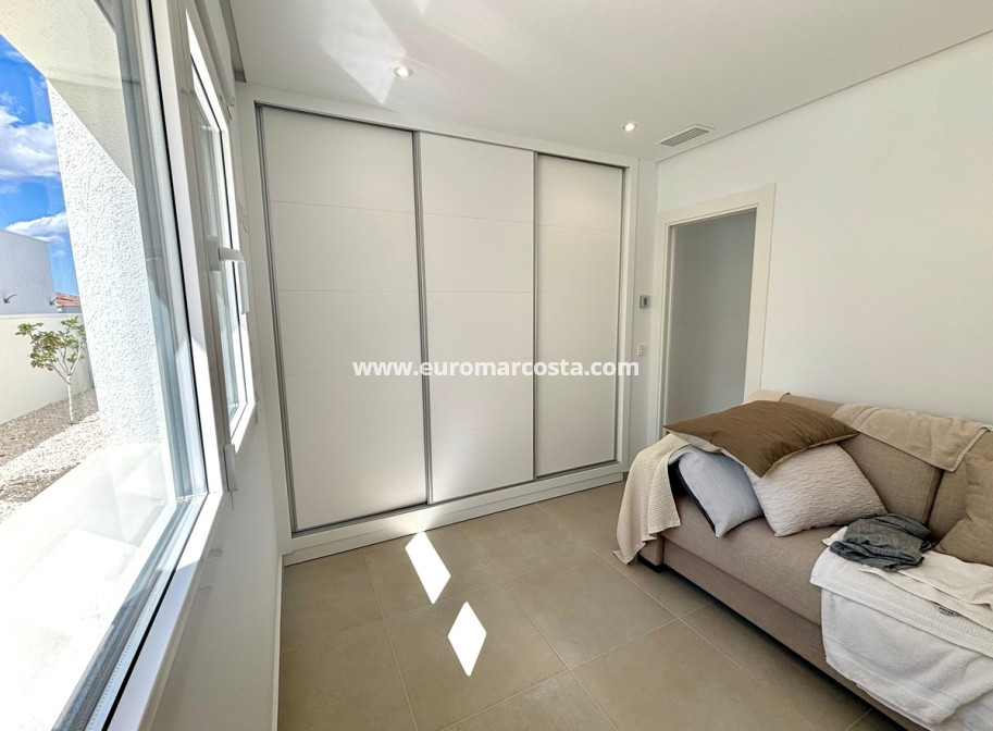 New Build - detached - Rojales