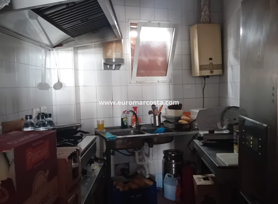 Objekte zum Wiederverkauf - Kommerziell - Torrevieja - TORREVIEJA