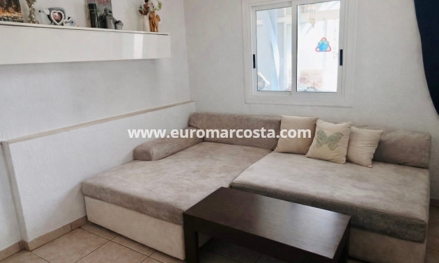 Objekte zum Wiederverkauf - Stadthaus - Torrevieja - TORREVIEJA