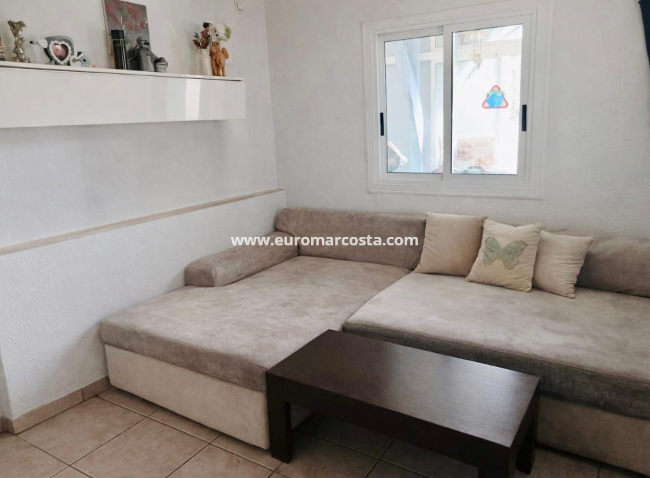 Objekte zum Wiederverkauf - Stadthaus - Torrevieja - TORREVIEJA