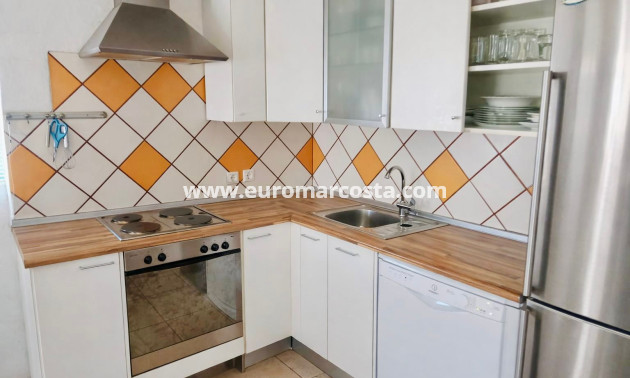 Objekte zum Wiederverkauf - Stadthaus - Torrevieja - TORREVIEJA