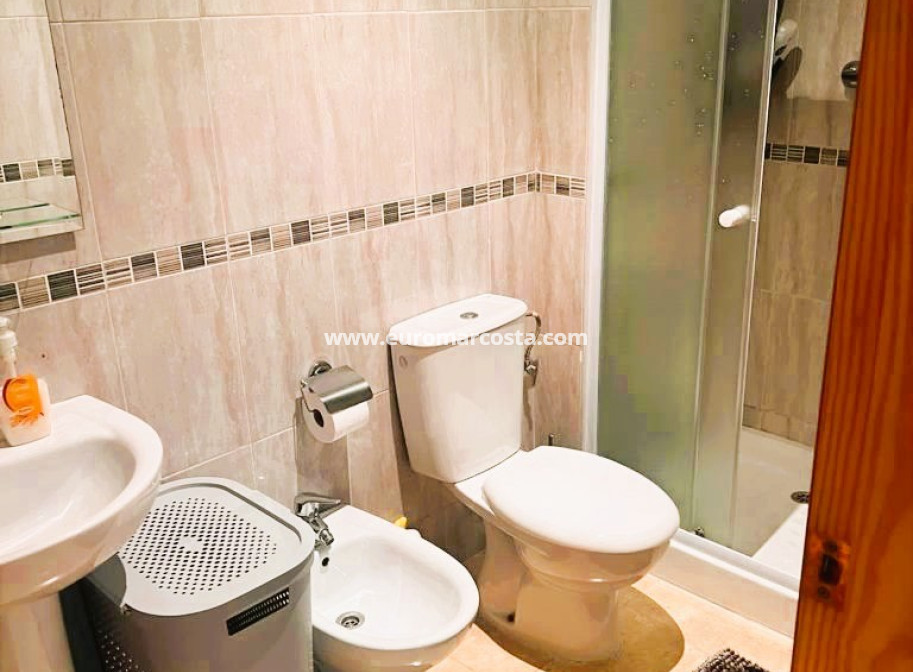 Sale - Apartment / flat - Formentera del Segura