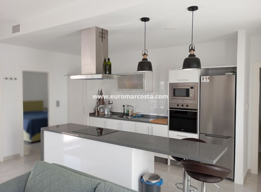 Objekte zum Wiederverkauf - Villa freitstehend - Daya Vieja