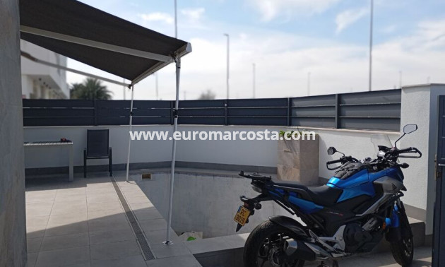 Objekte zum Wiederverkauf - Villa freitstehend - Daya Vieja