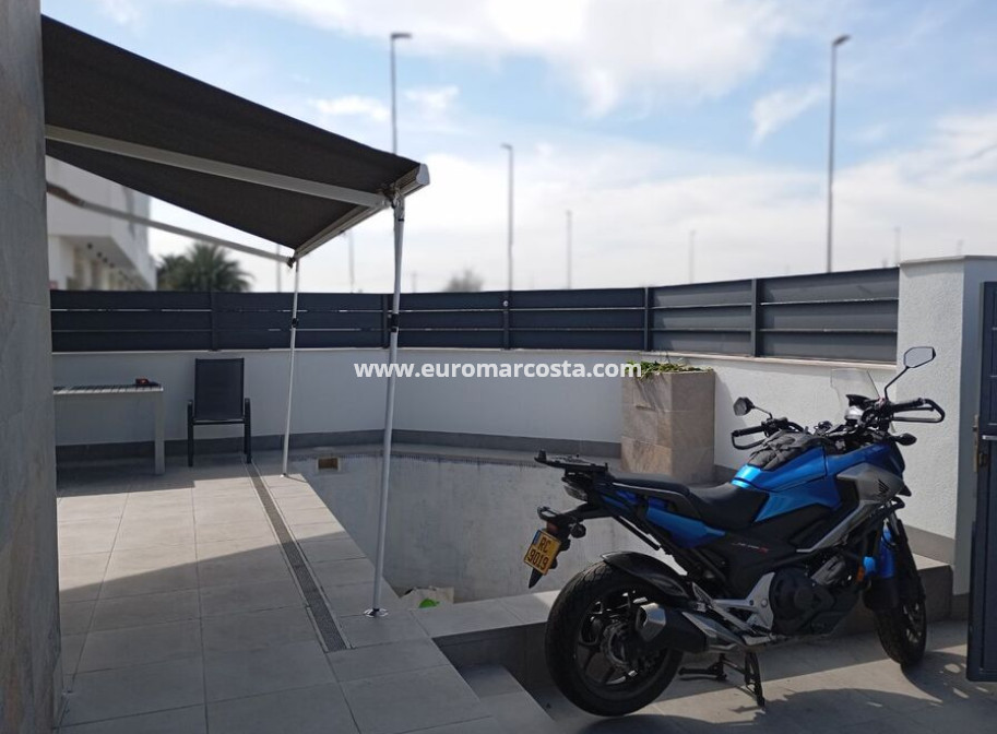 Objekte zum Wiederverkauf - Villa freitstehend - Daya Vieja