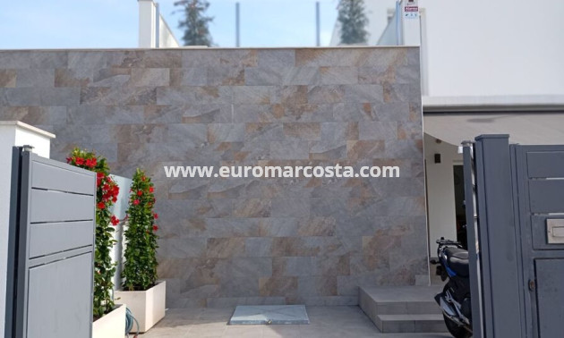 Objekte zum Wiederverkauf - Villa freitstehend - Daya Vieja