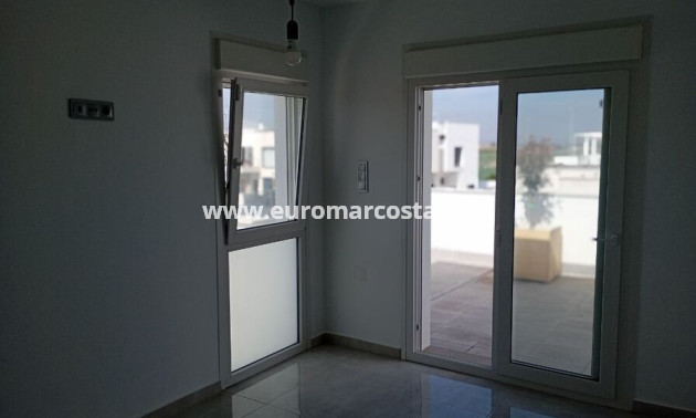 Objekte zum Wiederverkauf - Villa freitstehend - Daya Vieja